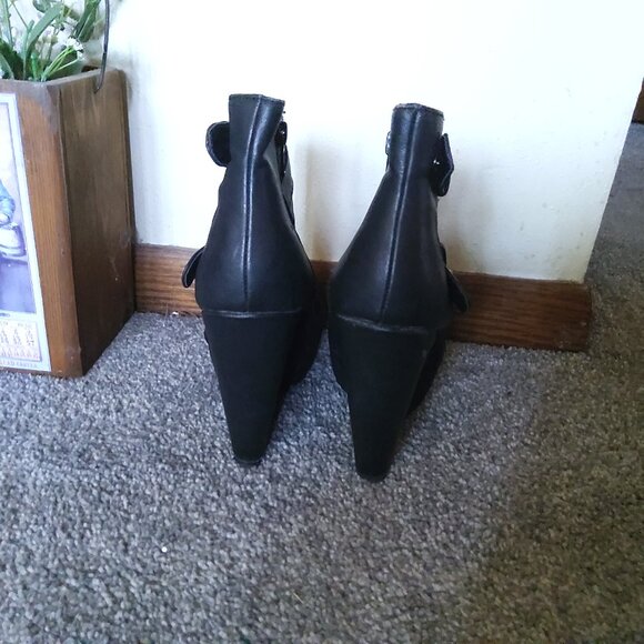 MOSSIMO BLACK SUEDE WEDGE PLATFORM BOOTS - Picture 4 of 6